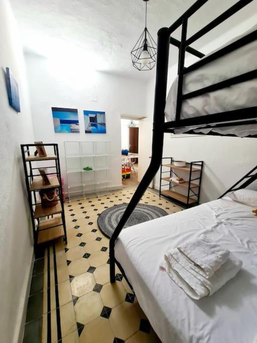 P Casa Con Azotea Privada Y Centrica. Wifi+Netflix Villa El Puerto de Santa Maria Bagian luar foto